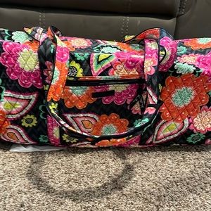 NWT Vera Bradley XL Duffel in Ziggy Zinnia